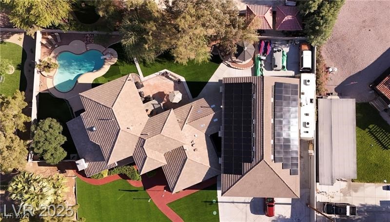4075 East Oquendo Road Property Photo 4