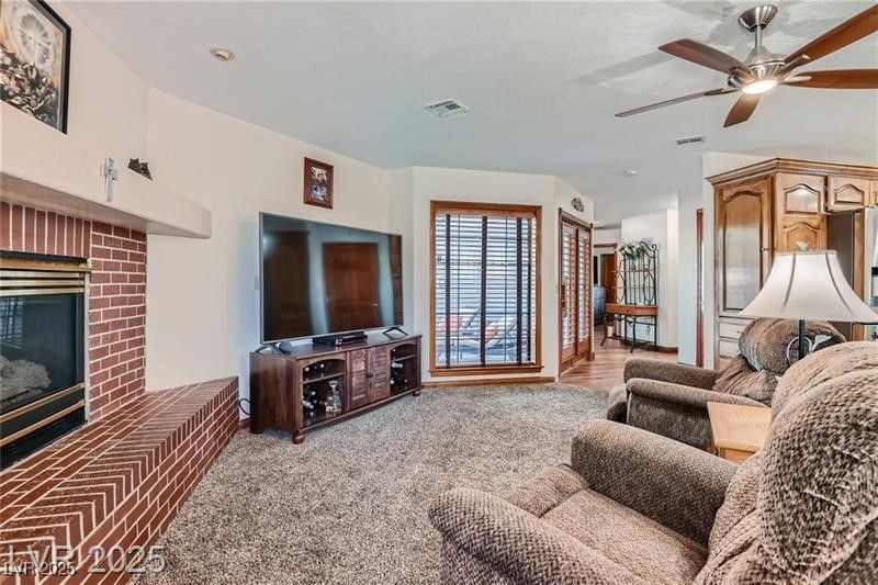 4075 East Oquendo Road Property Photo 18