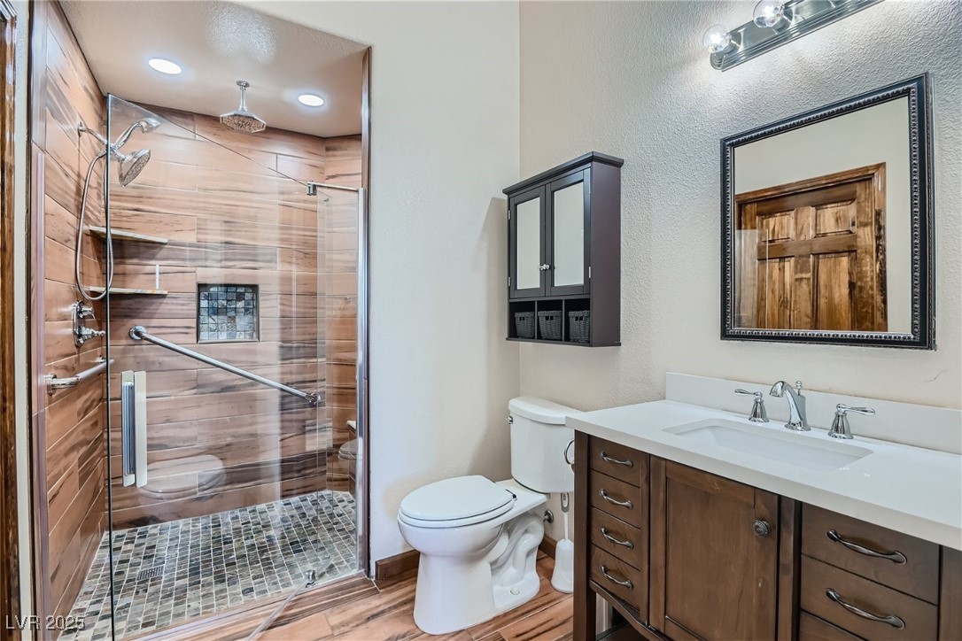4075 East Oquendo Road Property Photo 43