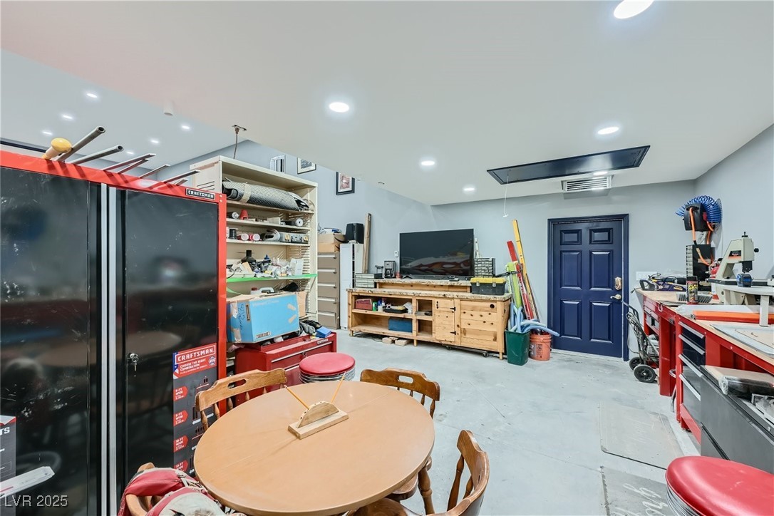 4075 East Oquendo Road Property Photo 62