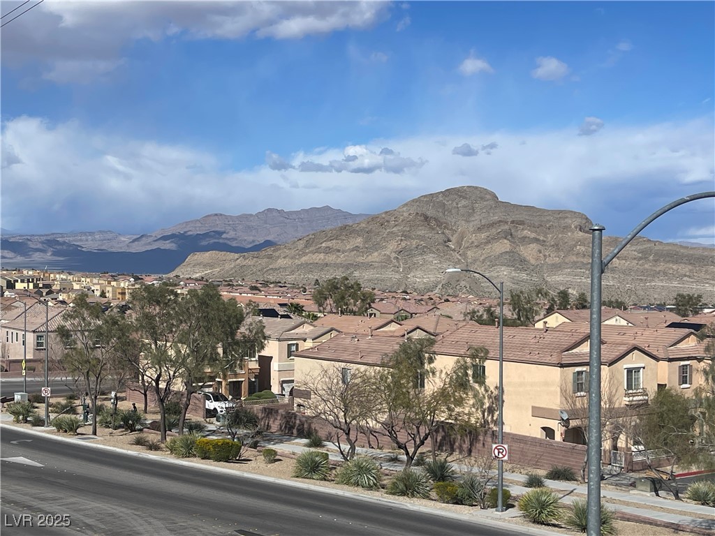 3504 Desert Cliff Street 202 Property Photo 21