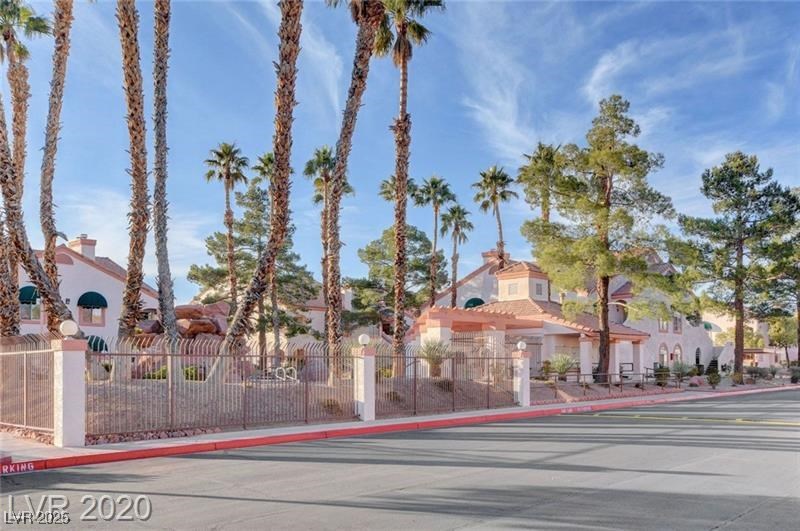 7570 Flamingo Road 209 Property Photo 29
