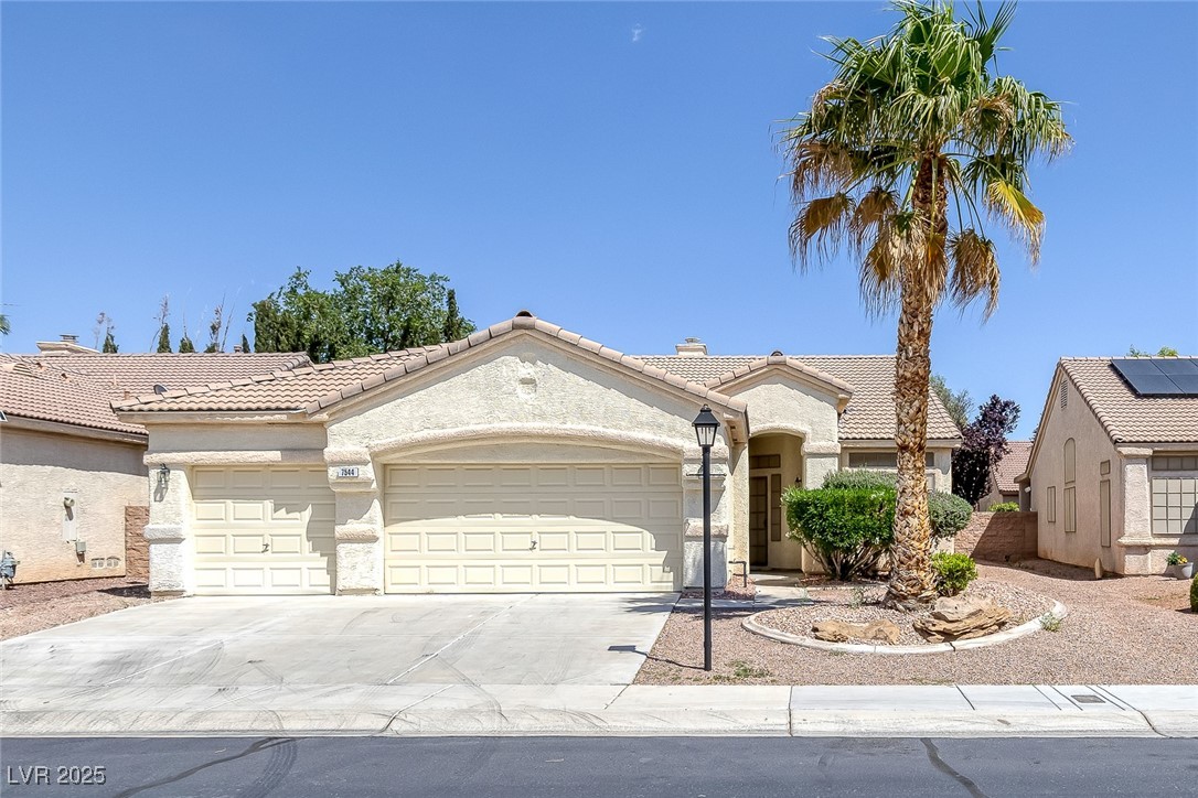 7544 Coral River Drive Property Photo 1
