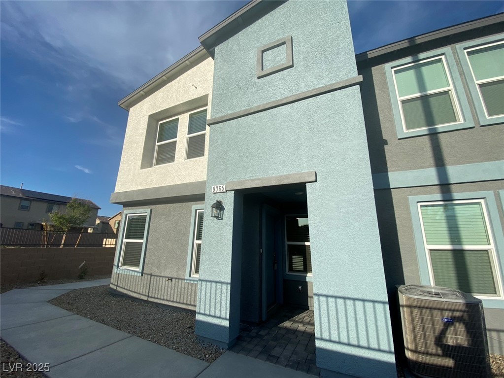 9365 Quiet Lagoon Street Property Photo 3