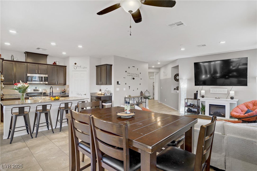 2169 Rio Rancho Pointe Place Property Photo 8