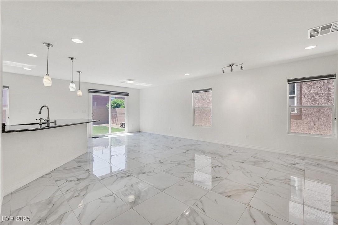8755 Spanish Ridge Avenue Property Photo 3