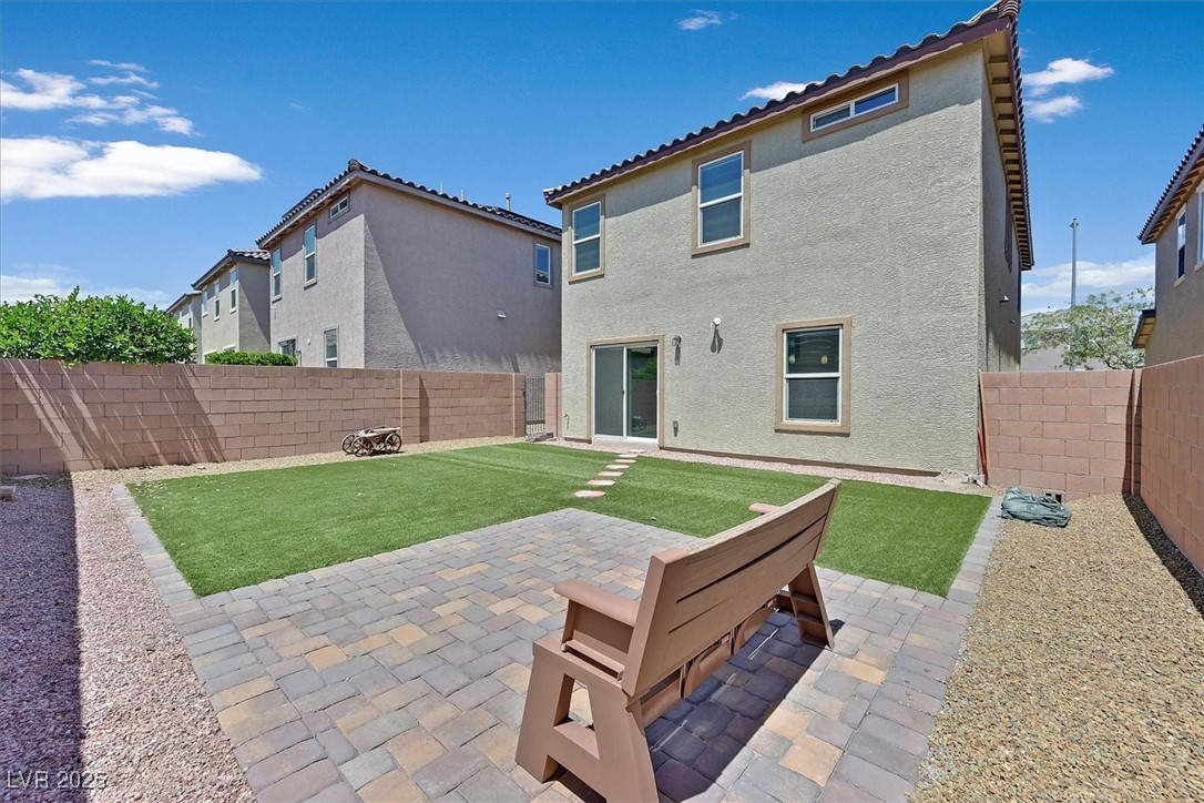 8755 Spanish Ridge Avenue Property Photo 15