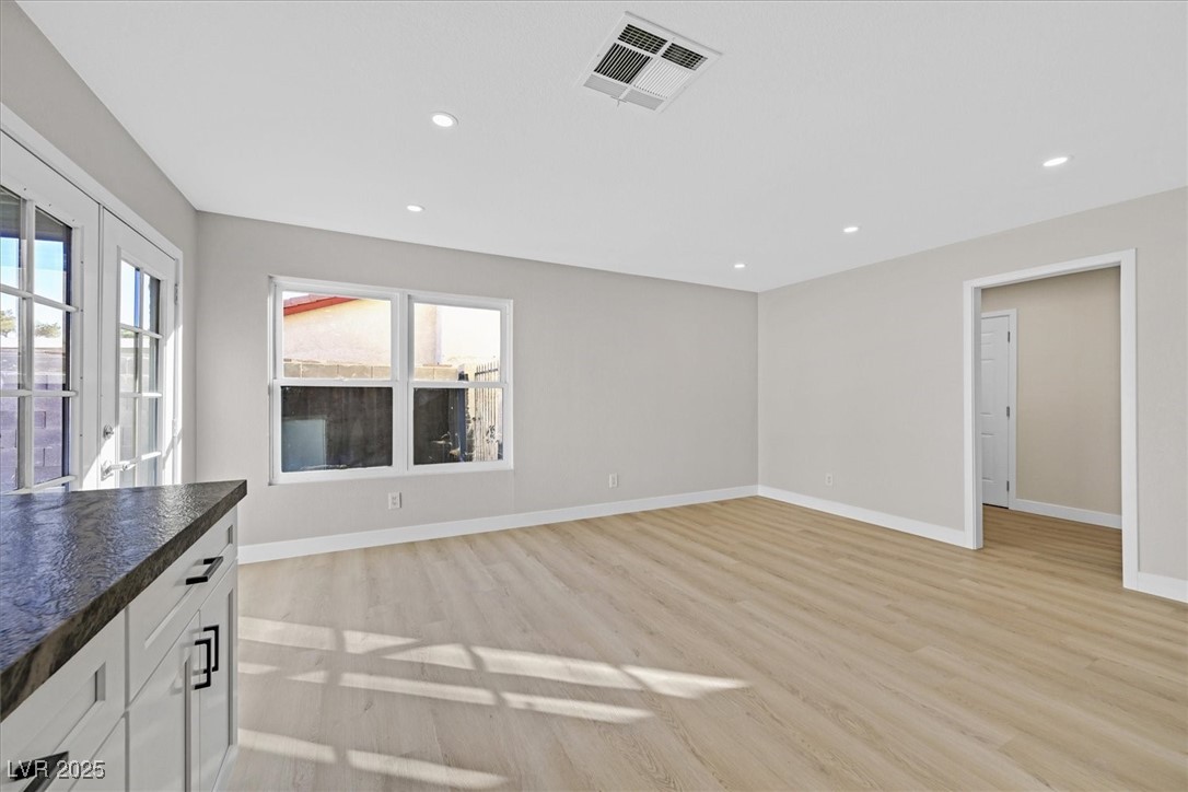 2402 El Cid Court Property Photo 6