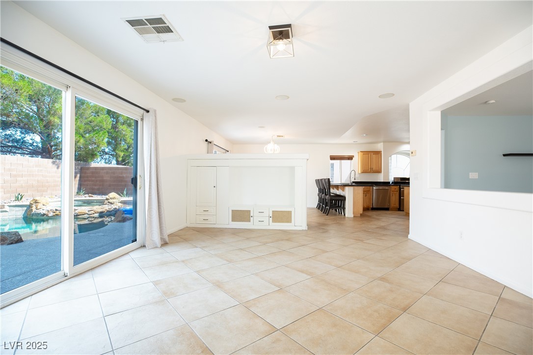 10902 Pentland Downs Street Property Photo 23