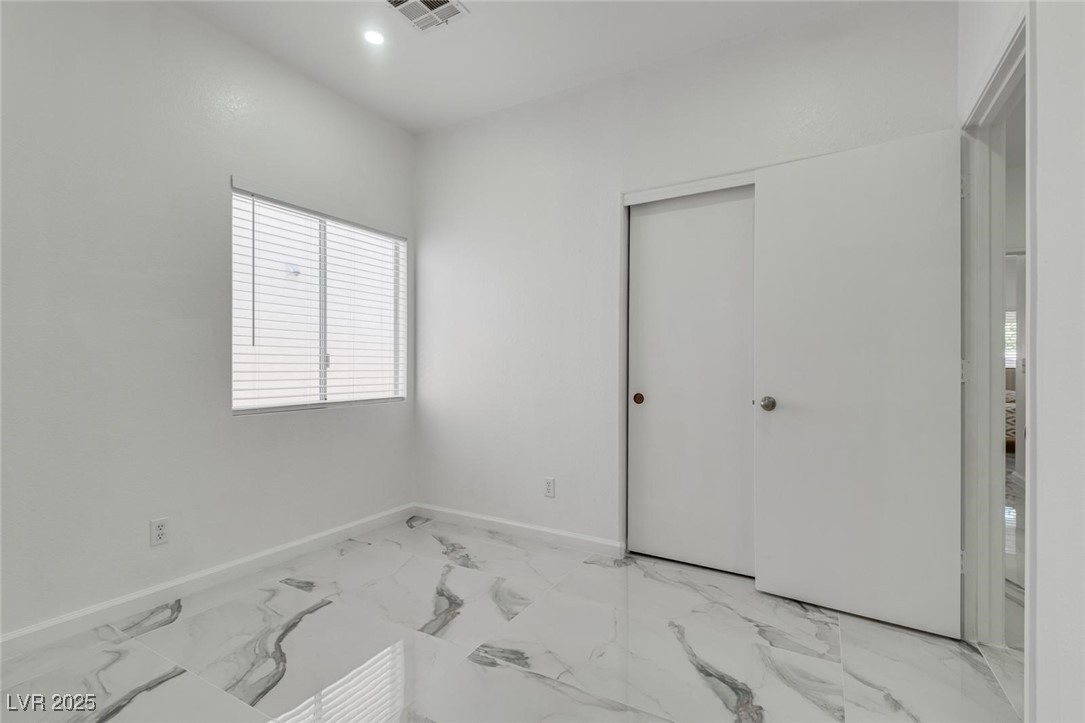 6022 Highland Gardens Drive Property Photo 6