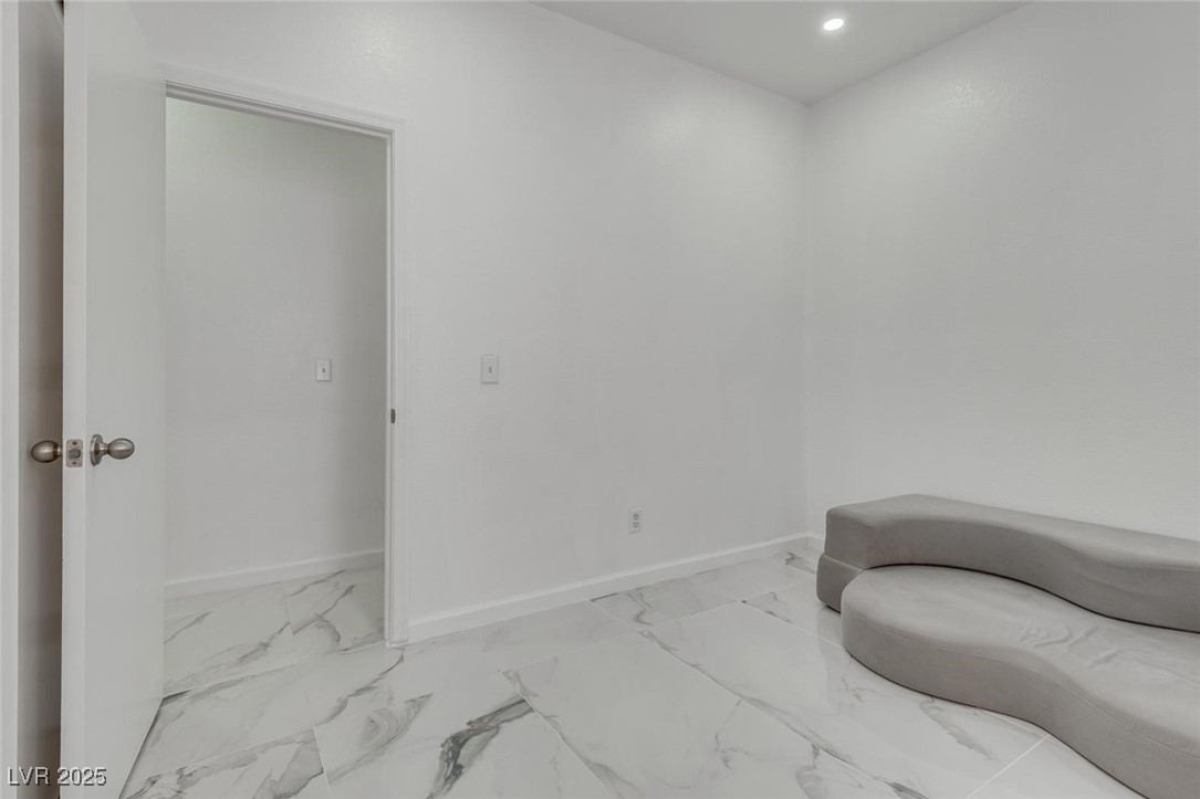 6022 Highland Gardens Drive Property Photo 30