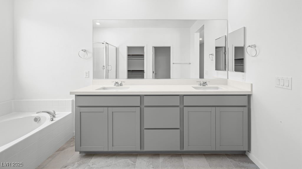 66 Via Montoro Property Photo 32