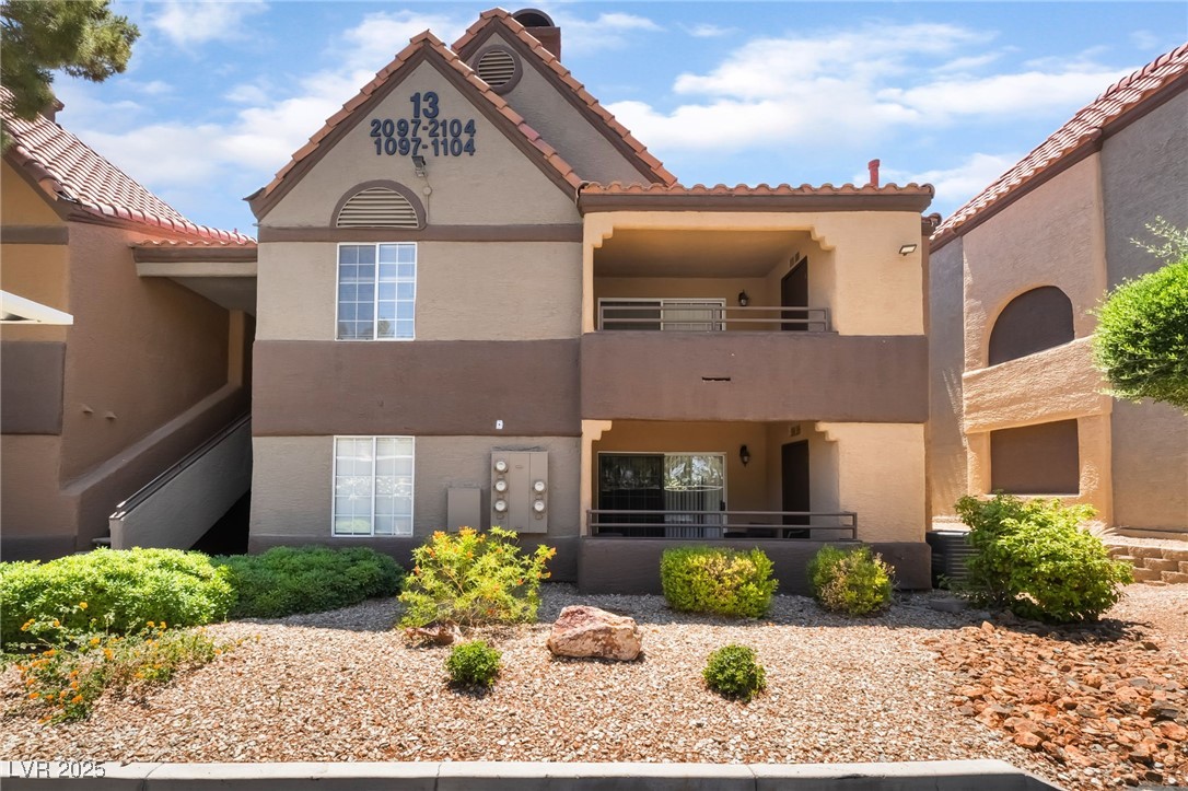 2200 South FORT APACHE Road 2104 Property Photo 1