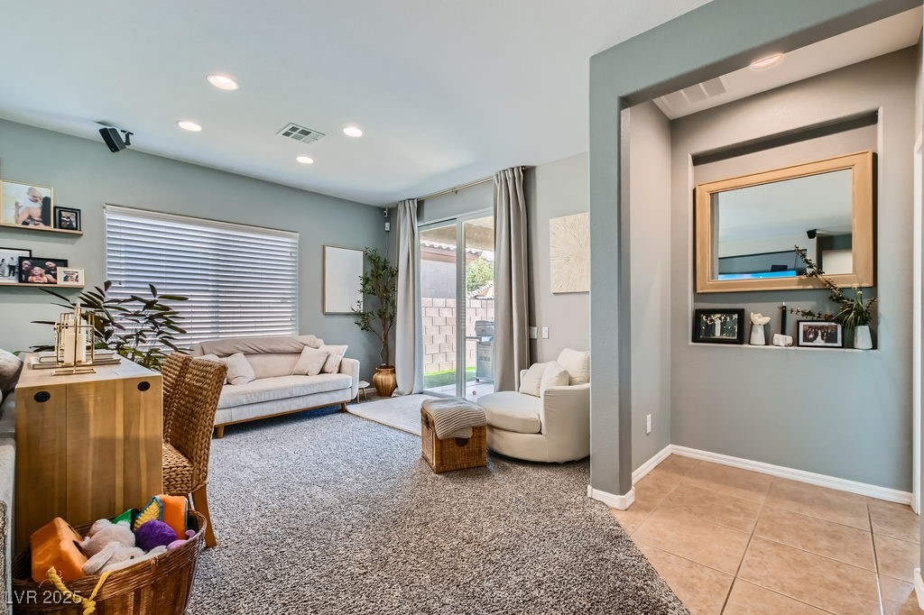 6446 Button Quail Street Property Photo 8