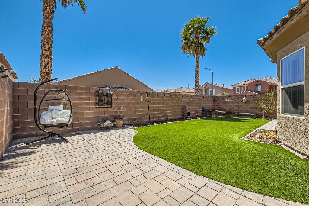 6446 Button Quail Street Property Photo 25