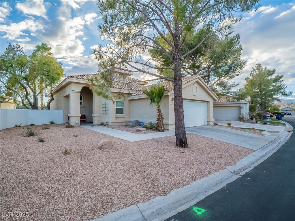 2521 Seascape Drive Property Photo 3