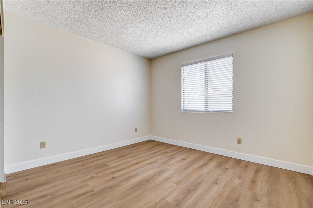 8233 Willeta Avenue Property Photo 26