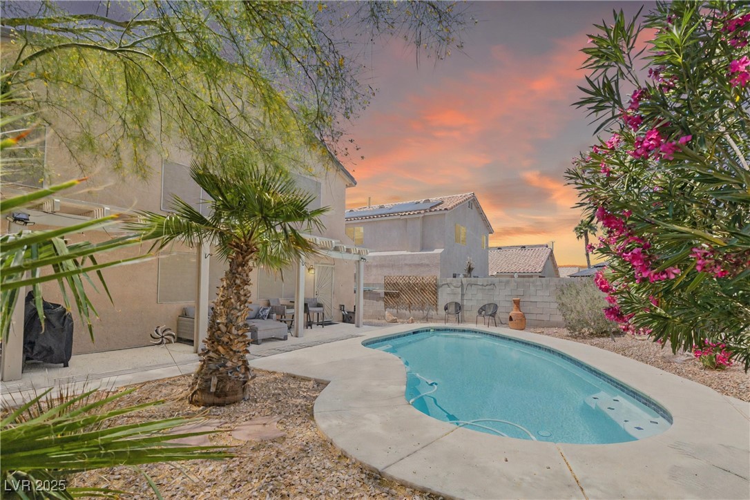 1906 Desert Sage Avenue Property Photo 1