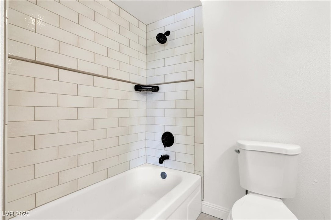 6445 Ironbark Lane Property Photo 7