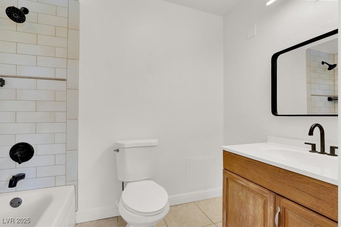 6445 Ironbark Lane Property Photo 8