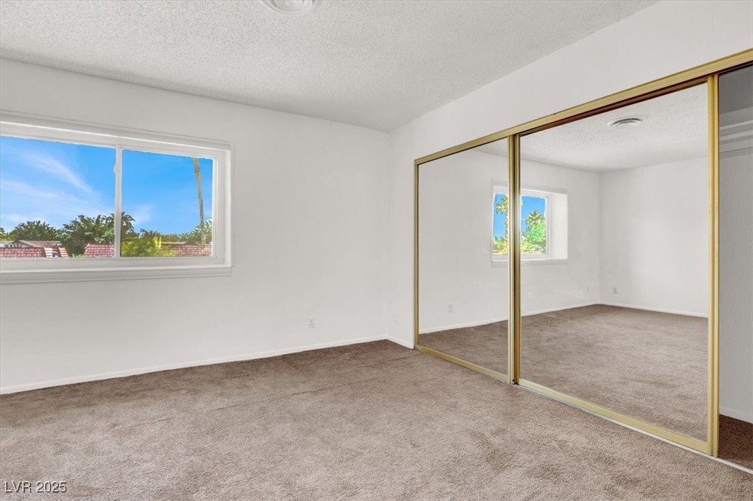 6445 Ironbark Lane Property Photo 11