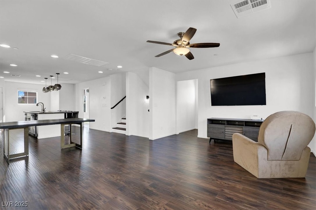 382 Gracious Way Property Photo 18