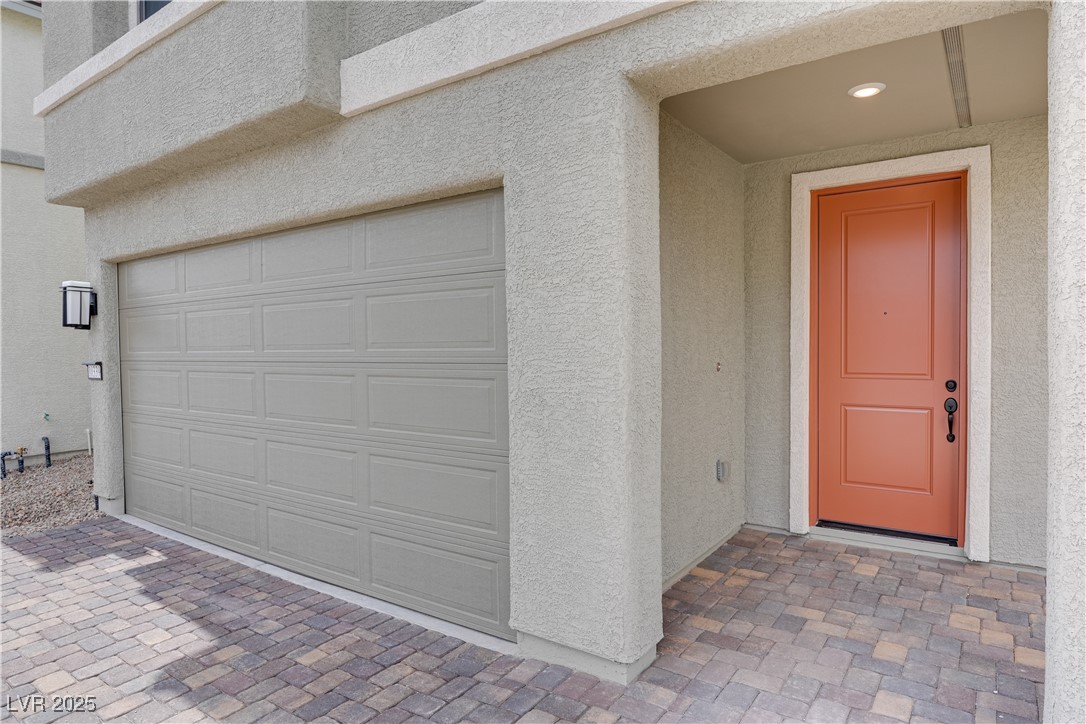 10339 Dallington Street Property Photo 5
