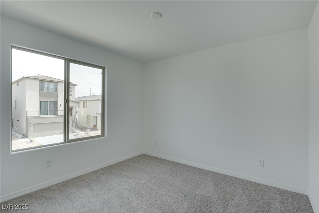 10339 Dallington Street Property Photo 14