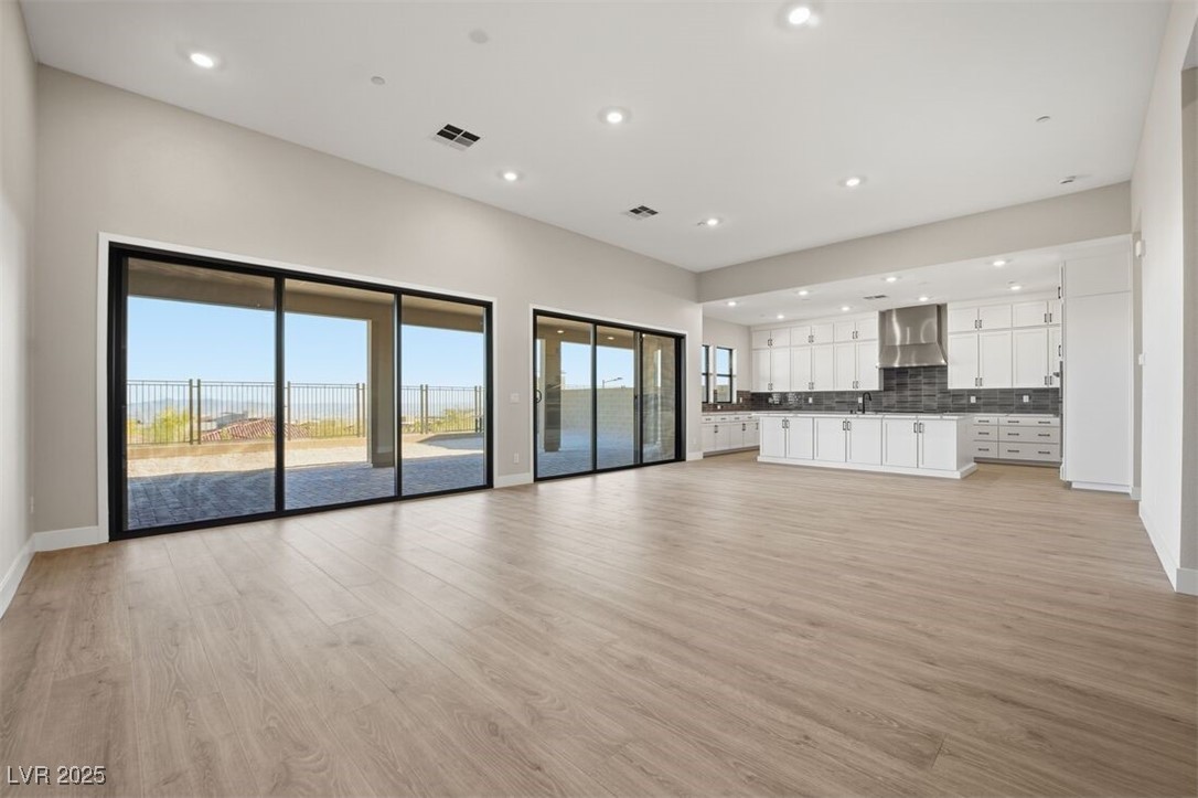 454 Carter House Way Property Photo 11