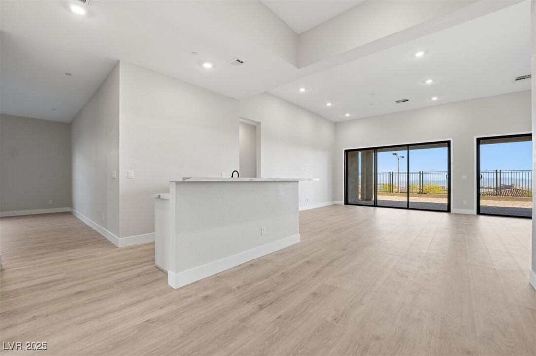 454 Carter House Way Property Photo 12