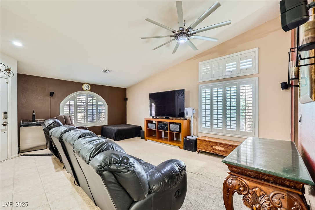 1905 Dakota Hills Avenue Property Photo 9