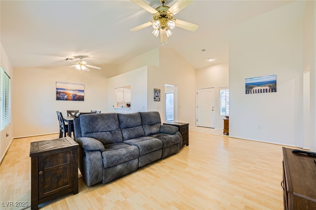 9024 Starmount Drive Property Photo 12