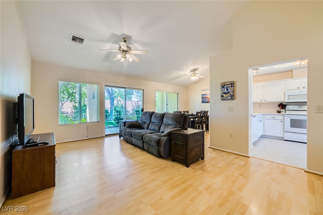 9024 Starmount Drive Property Photo 13