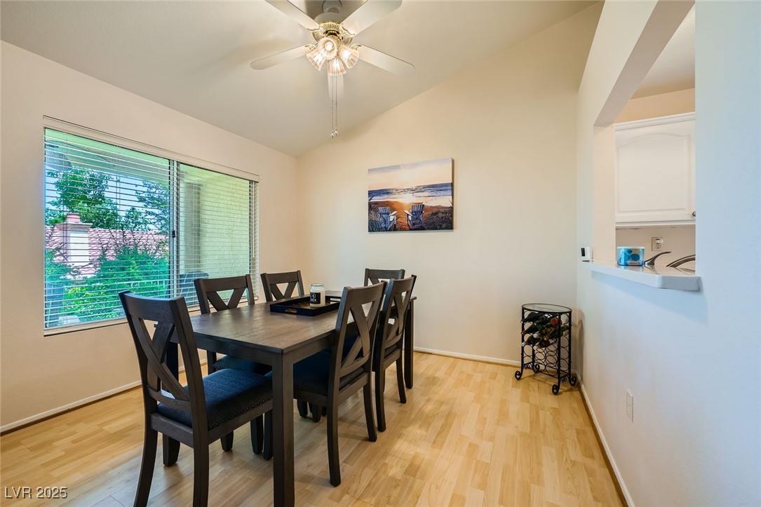 9024 Starmount Drive Property Photo 14