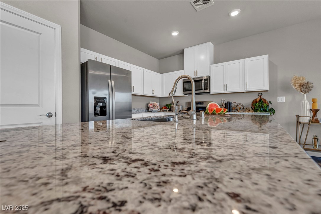 9876 Magnus Court Property Photo 16