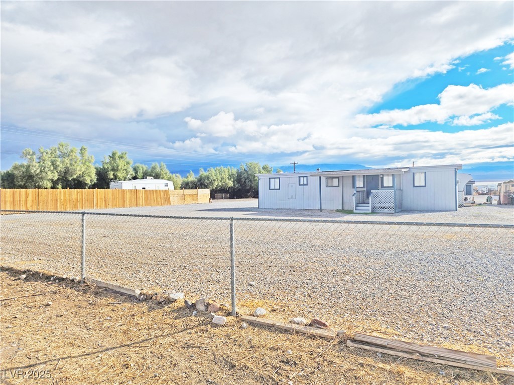 2220 West Bell Vista Avenue 3 Property Photo 1