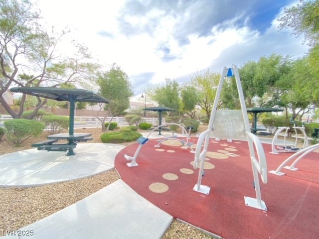 8825 Traveling Breeze Avenue 101 Property Photo 29