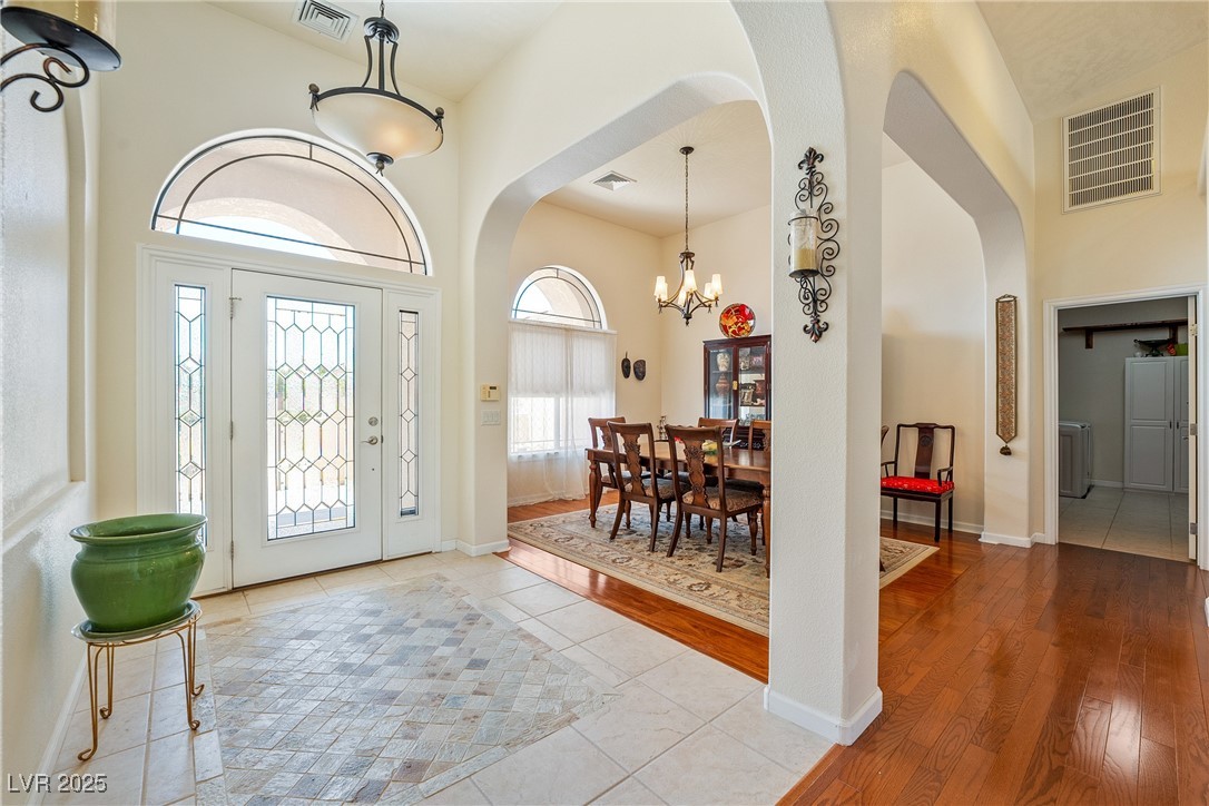 6841 Longmeadow Drive Property Photo 3