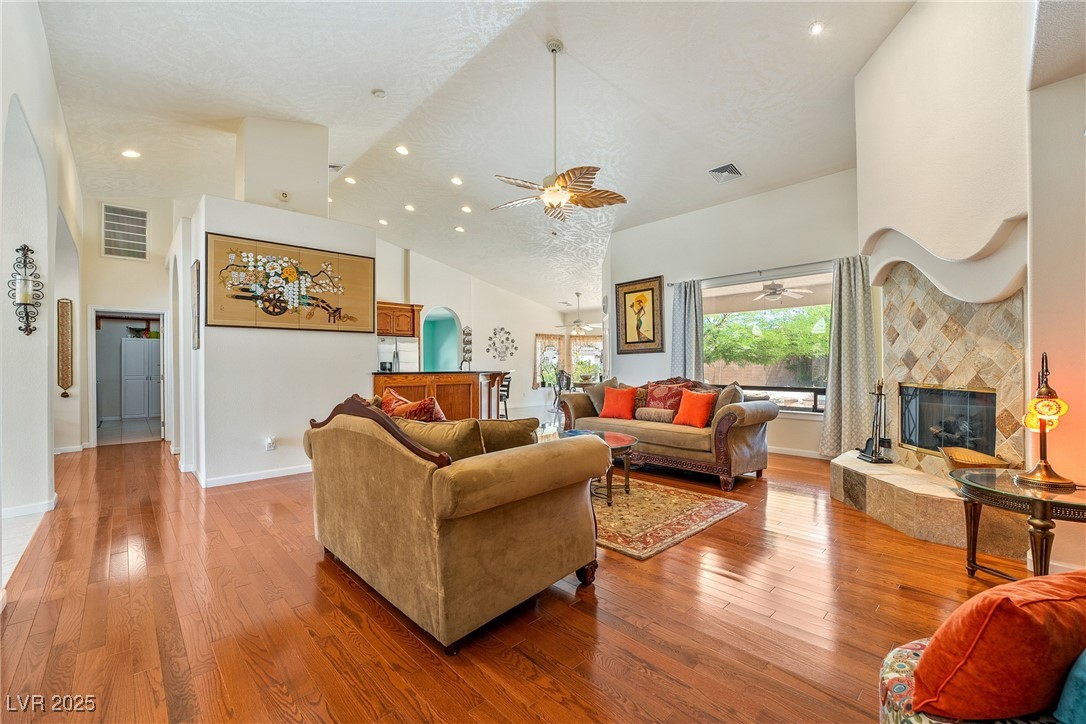 6841 Longmeadow Drive Property Photo 19