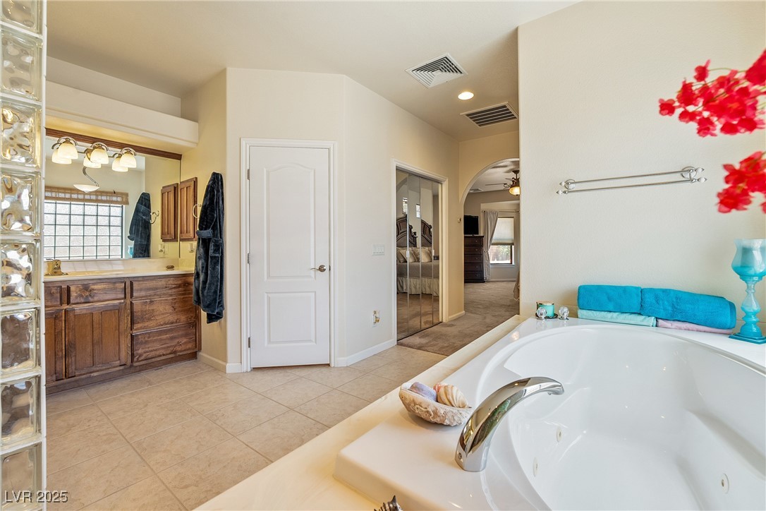 6841 Longmeadow Drive Property Photo 23