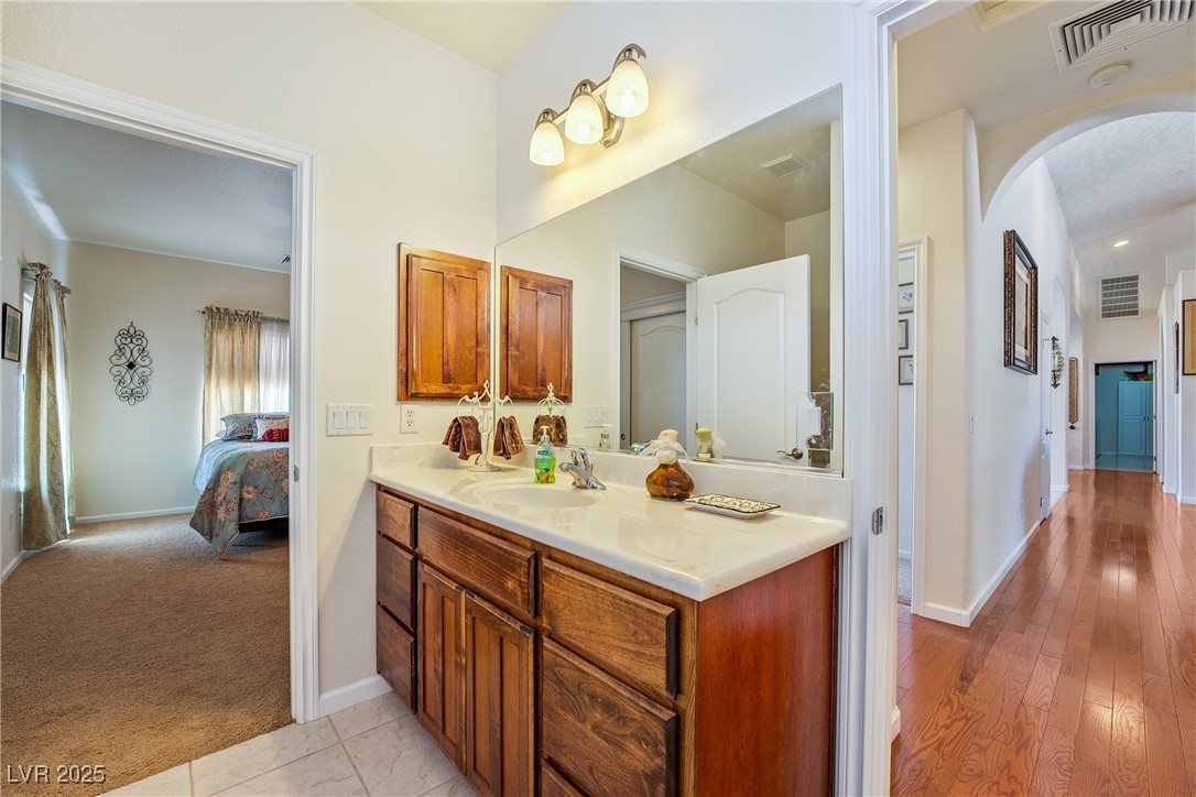 6841 Longmeadow Drive Property Photo 28