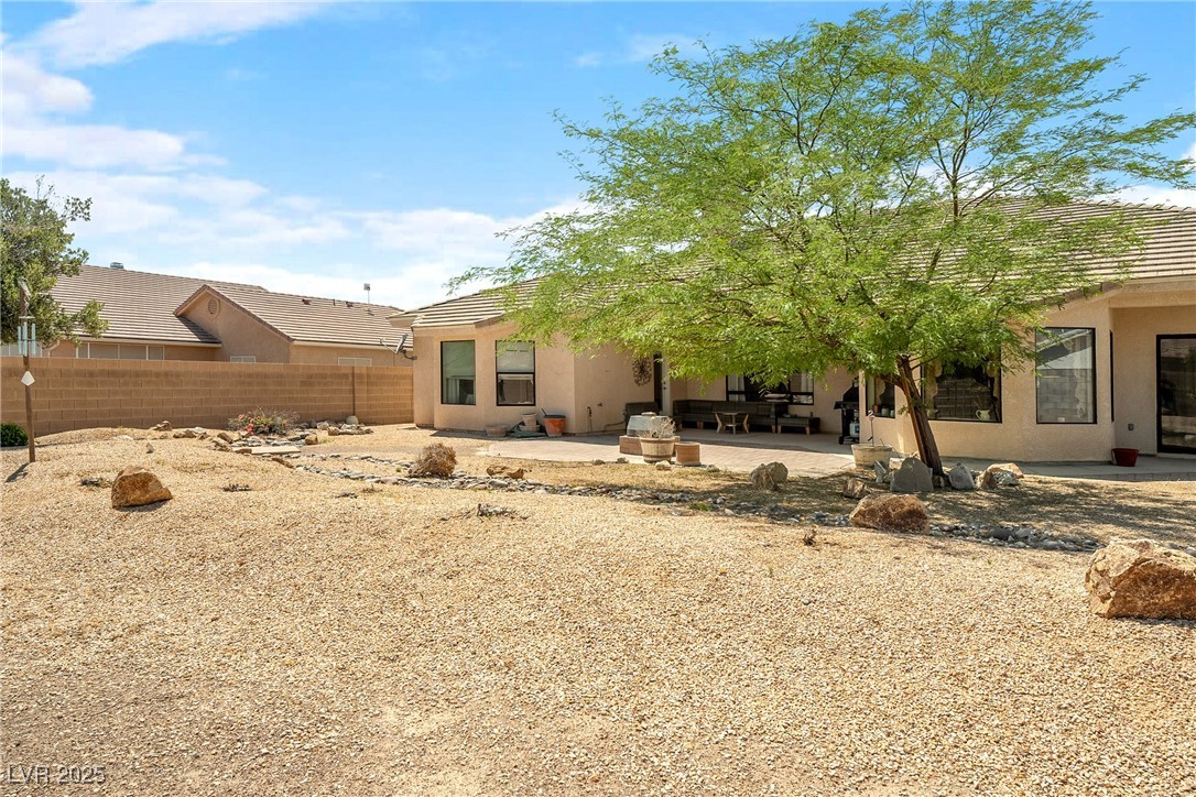 6841 Longmeadow Drive Property Photo 39