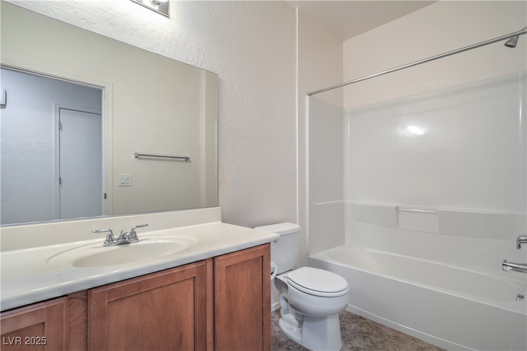 4725 Basilicata Lane 204 Property Photo 30