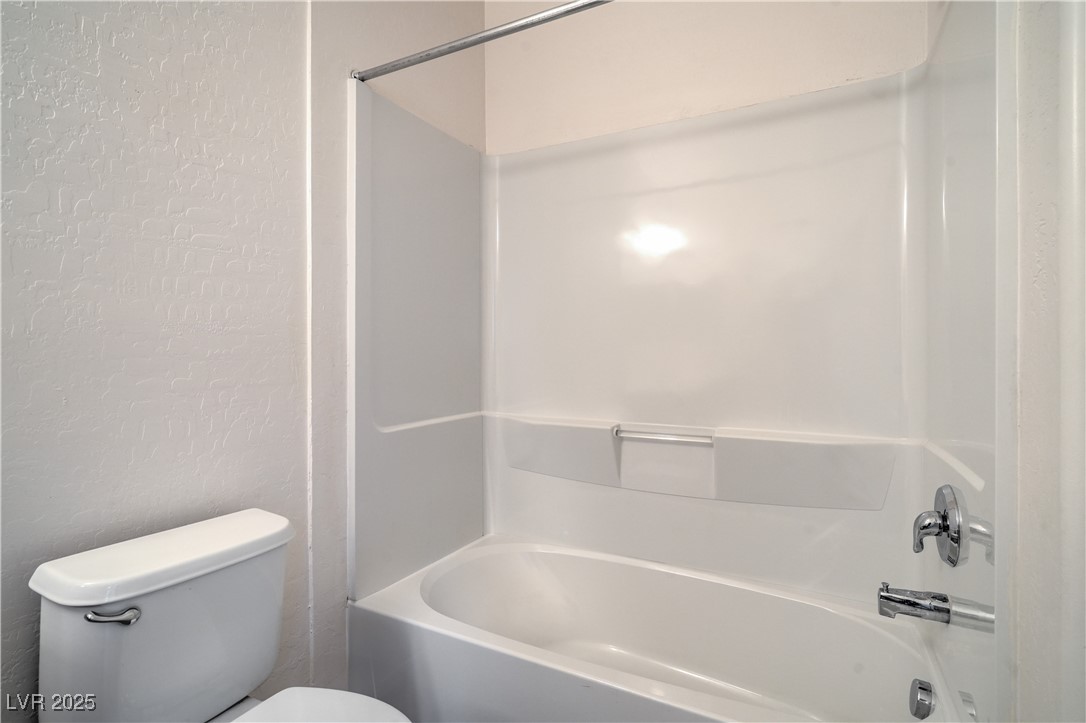 4725 Basilicata Lane 204 Property Photo 31