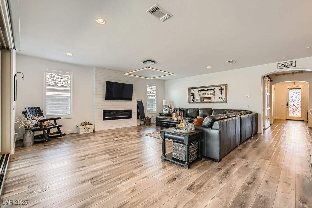 10456 Skye Arroyo Avenue Property Photo 7