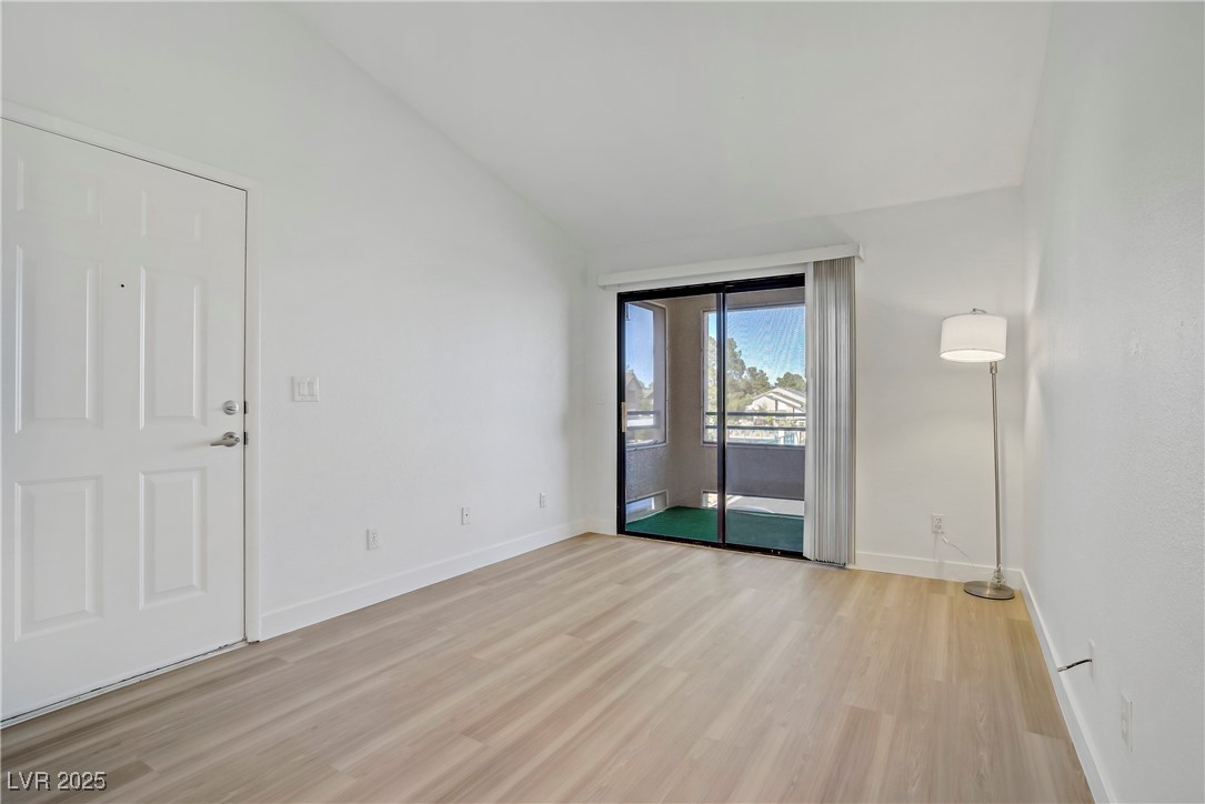 5171 Lindell Road 201 Property Photo 5