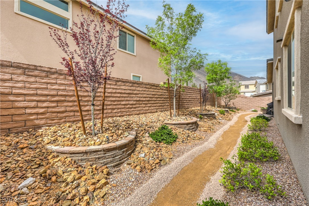 2711 Evolutionary Lane Property Photo 34