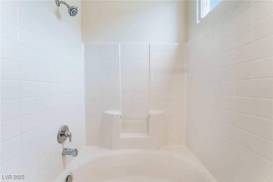 9303 Gilcrease Avenue 1013 Property Photo 20