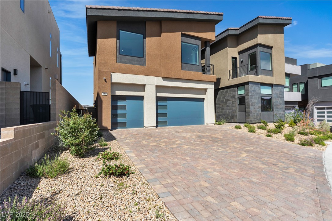 5364 Succulent Rose Drive Property Photo 4
