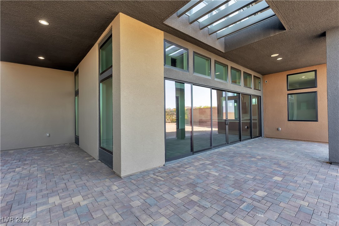 5364 Succulent Rose Drive Property Photo 19